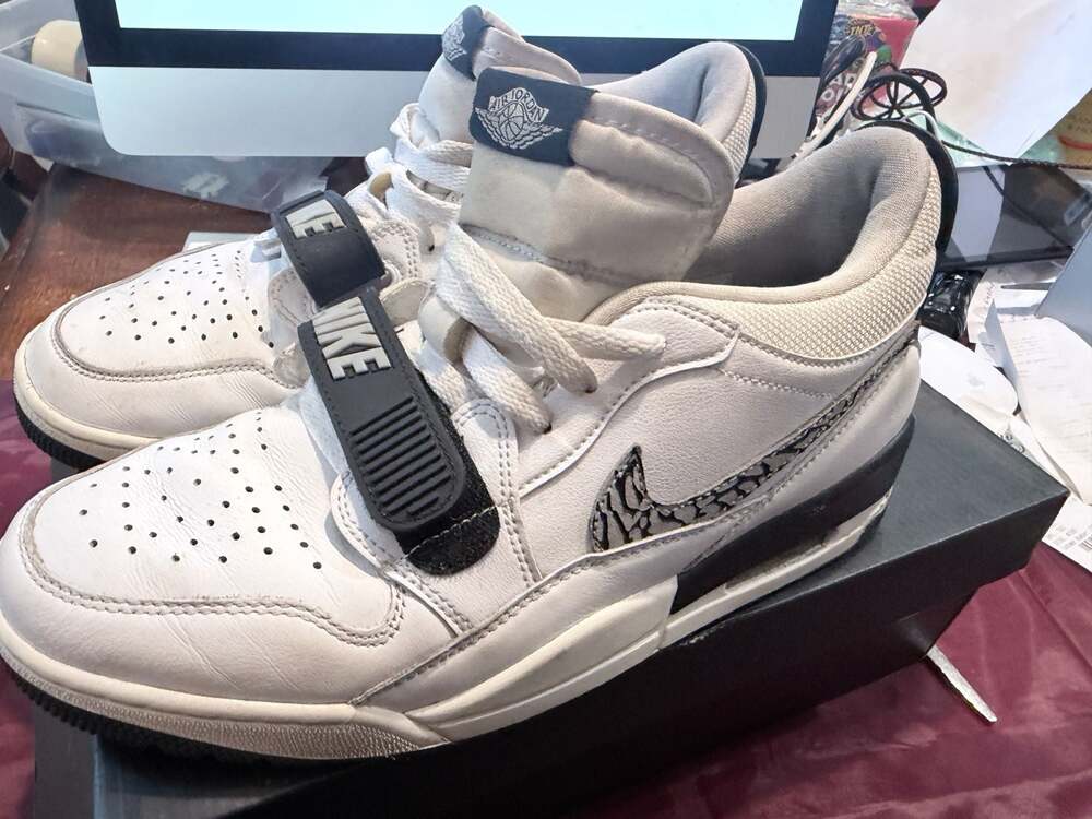 Nike Air Jordan Legacy 312 Low White Black Elephant Print Swoosh CD7069-110
